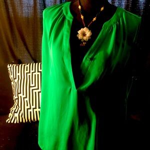 Green Banana Republic sleeveless blouse